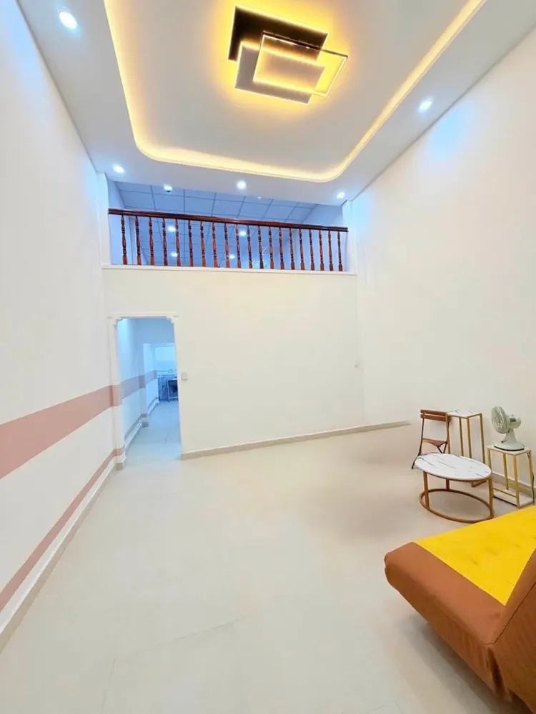 [L2461*] Nhà Mới Tinh Sát Sân Bay Tân Sơn Nhất, Giá 5.X Tỷ