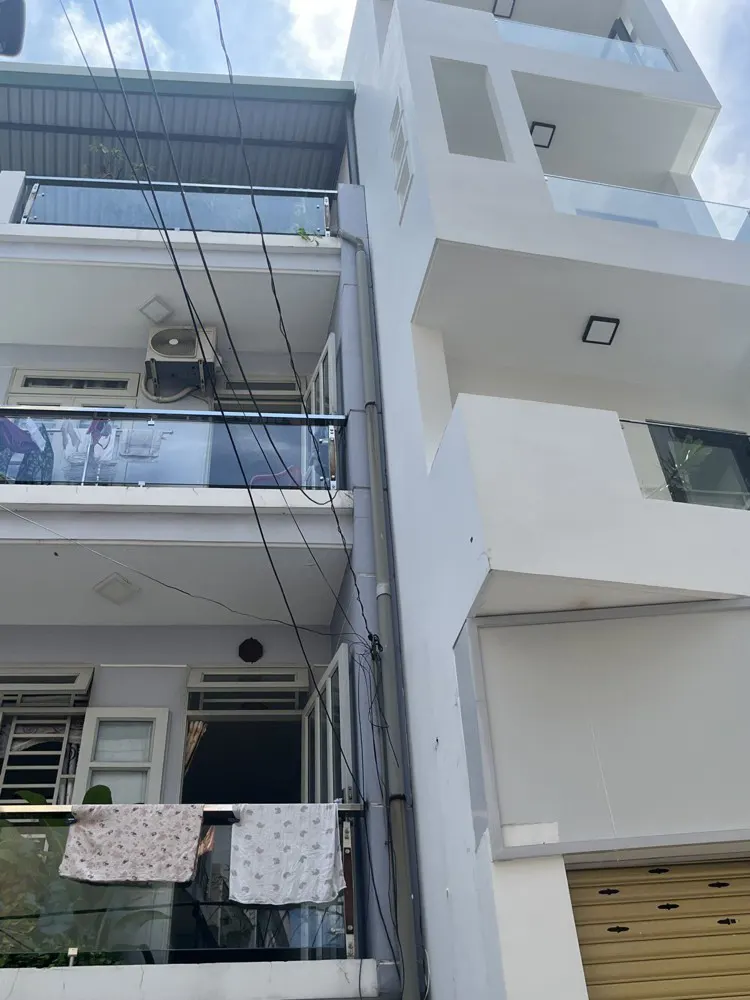 Mặt Tiền Kinh Doanh Cách Mạng Tháng 8, Quận 10, Gần Mặt Tiền