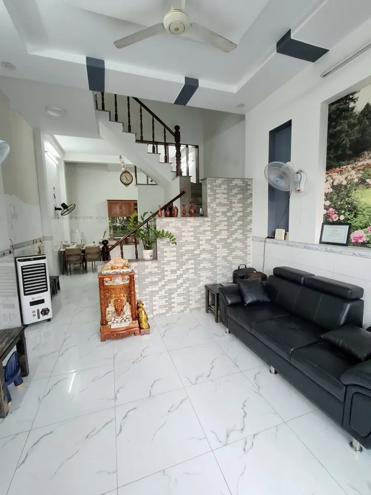[D2523] Nhà 3 Tầng 3 Phút Qua Gò Vấp, Sát Nhà Máy Bia, Giá 5.X Tỷ