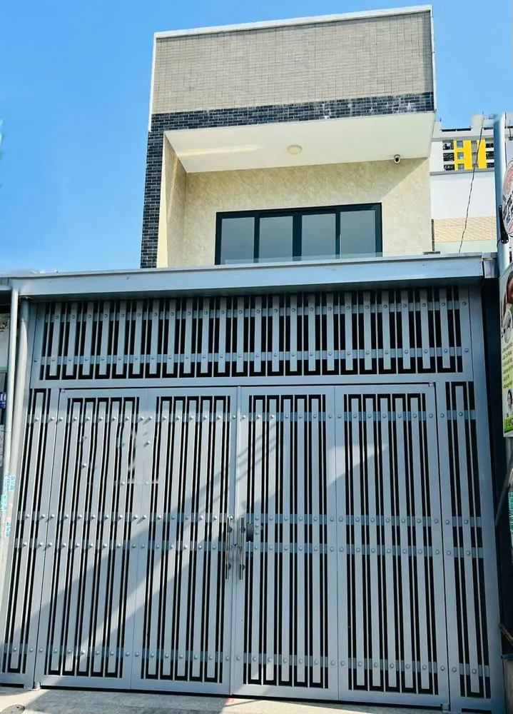 Nhà Phố Mới Đẹp, 2 Tầng – Linh Đông - 60M2 –Nhỉnh 5 Tỷ - Đường 5M – Kdc Sầm Uất