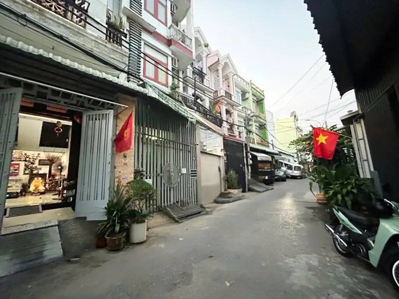Bán Nhà Trung My Tây Q12 4 X22 5 Tầng Hxh Giá Chỉ 6,2 Tỷ