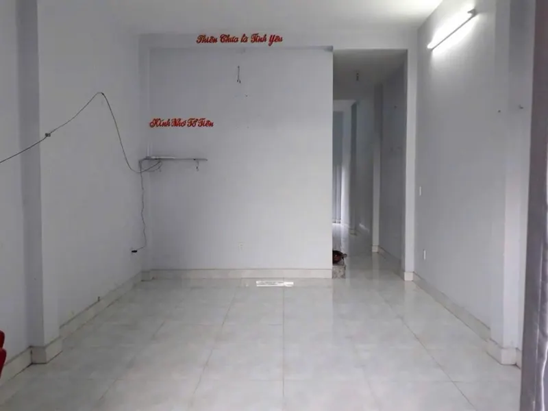 [L2539*] Nhà 2 Tầng Vuông Vức Sát Đh Văn Hiến – Giá 3.X Tỷ