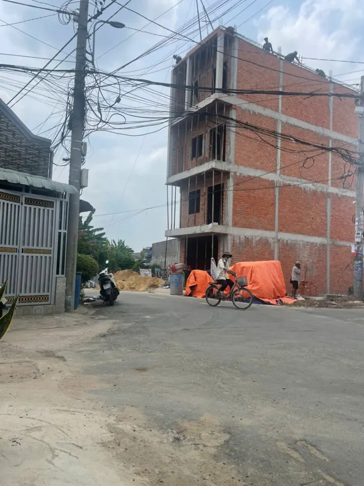 Một Căn Nhà Phố 4 Tầng Đẹp Lung Linh Hiện Đại - Đông Thạnh 7 (5X18m) Chỉ 4.5 Tỷ