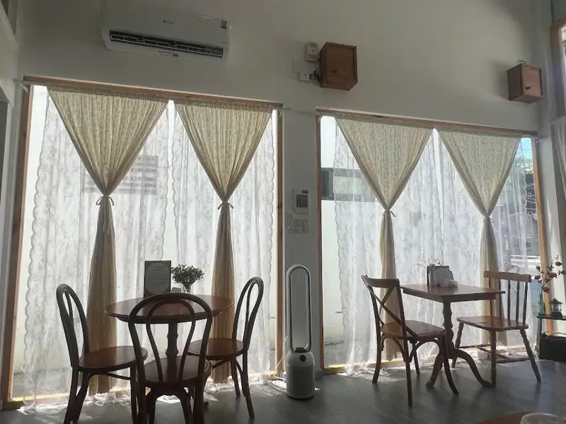 Sang Nhượng Quán Cafe Siêu Đẹp Giá Chỉ 1Xxtr Có Phòng Ngủ Lại Tại Nha Trang