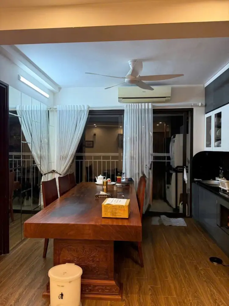 5,3 Tỷ! Chuyển Nhượng Căn Hộ 85M2 Tại Ct10 Chung Cư Việt Hưng, Long Biên - ảnh 1
