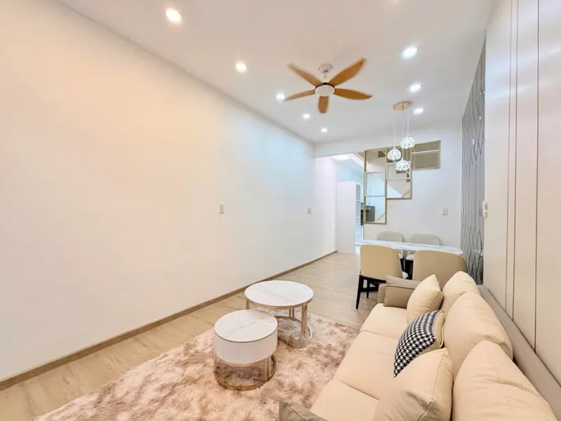 Nhà Đẹp Cần Bán 371 Nguyễn Duy Dương Quận 10 ,Tphcm