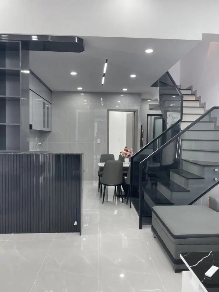 Bán Nhà 1T1l P.biên Hòa,Shr Đường 2 Xe Hơi, Gần Trường Mầm Non Song Khuê