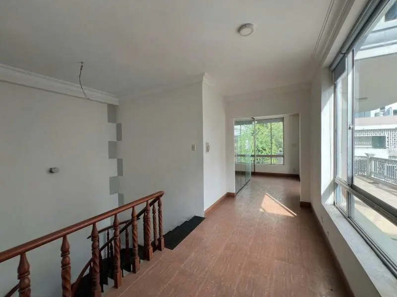 Bán Nhà Hẻm 10M Nguyễn Xí - Gần Vincom, Nơ Trang Long, 10X17m, 3 Tầng, 8Pn, 24,8 Tỷ