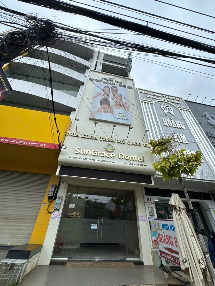 Cho Thuê Tòa Nhà 5 Tầng Có Thang Máy – Mặt Tiền Nguyễn Tất Thành, Tp. Pleiku