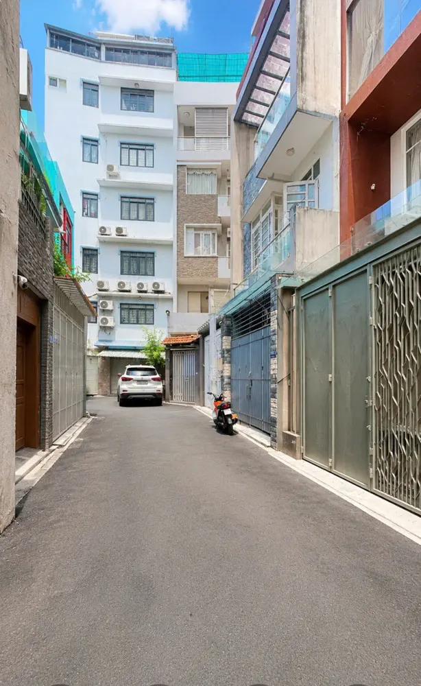 Nhà Mới 5 Tầng Trung Tâm Quận 10, Ngay Bà Hạt Ngô Gia Tự, 5 Tầng 38M2