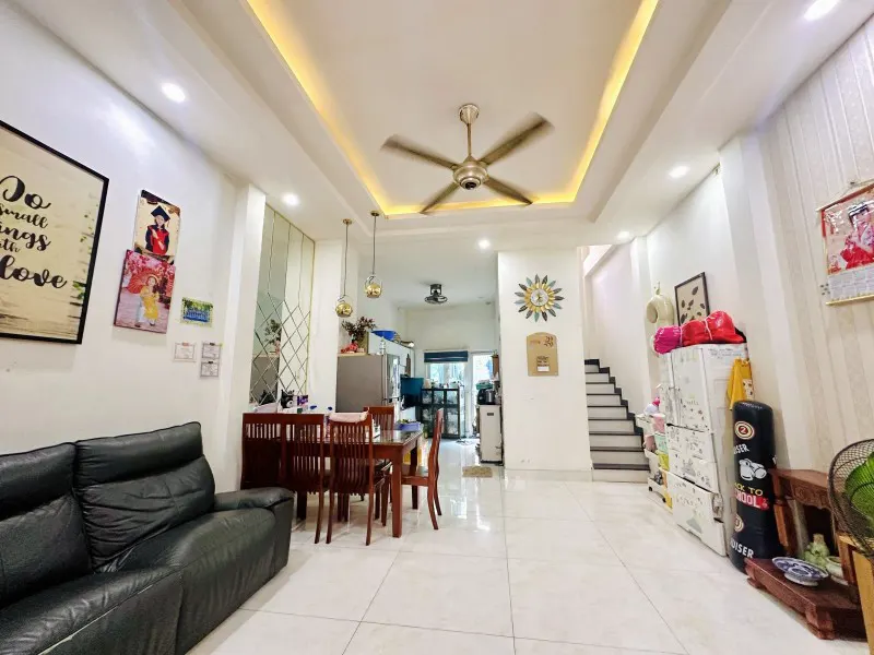 Bán Nhà 3 Tầng Tân Hòa 2, Hiệp Phú, Q9, Thủ Đức, Tp Hcm. Dt 51M2, Giá 5,68 Tỷ, Sổ Hồng Riêng