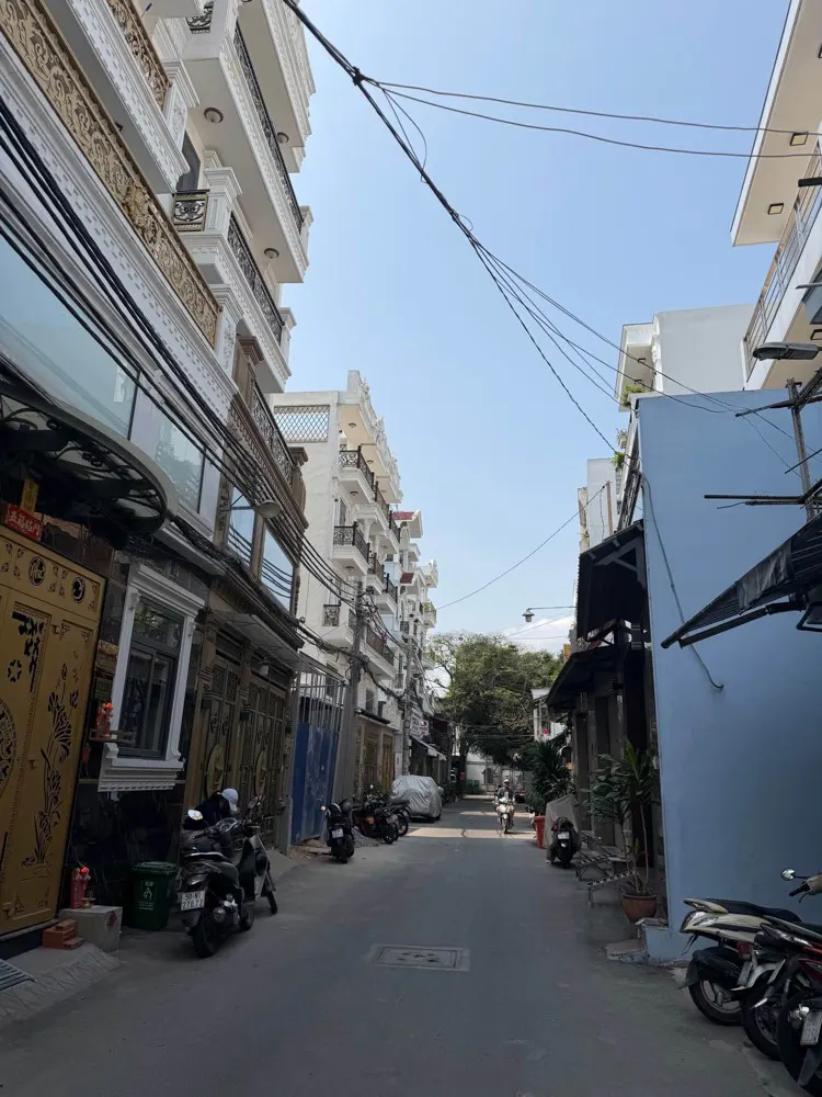 Chủ Giảm Mạnh 500 Triệu, Ngay Hương Lộ 2. Nhà Còn 5.5 Tỷ