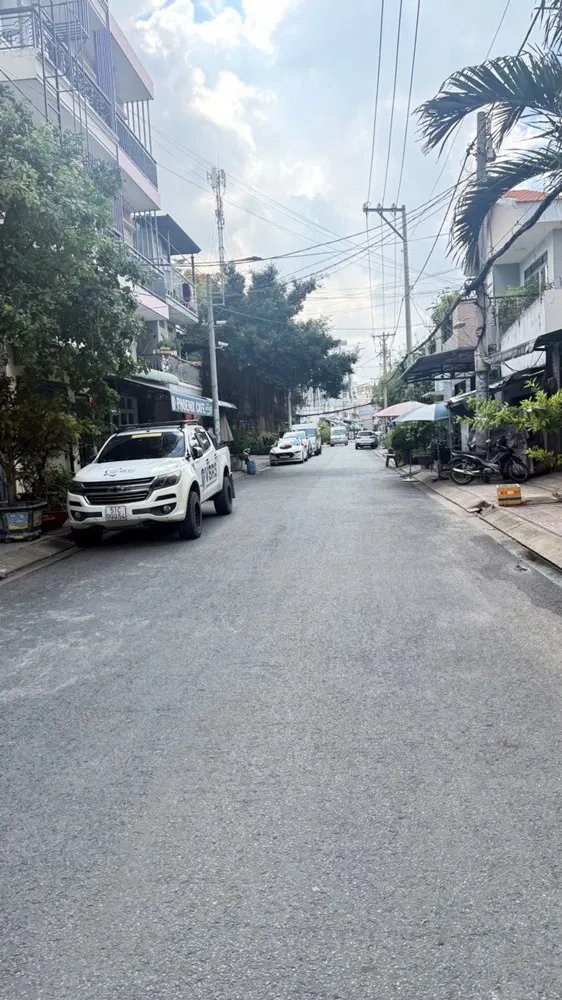 Nhà Đẹp Khu Dân Trí Cao Hẻm Xe Hơi Nguyễn Hữu Tiến Tây Thạnh Tân Phú 3 Tầng Ngang 5M Nhỉnh