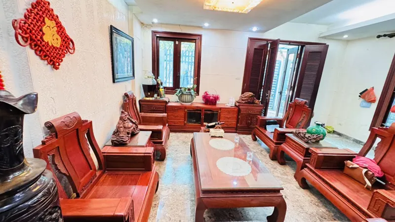 Bán Biệt Thự Sài Đồng 160M2- 4 Tầng- Lô Góc 3 Mặt Đường, View Công Viên- 4X Tỷ