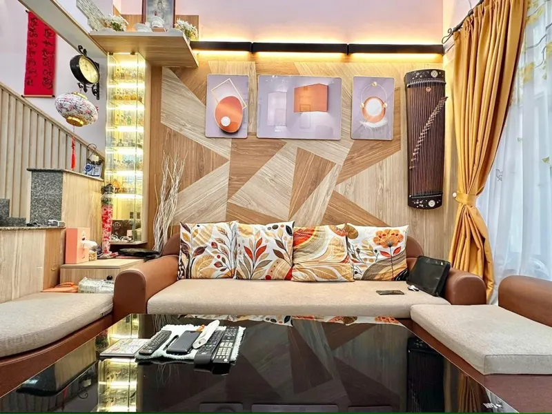 Trương Quốc Dung • 5 Tầng • 5 Pn • Full Nội Thất • 10.9 Tỷ