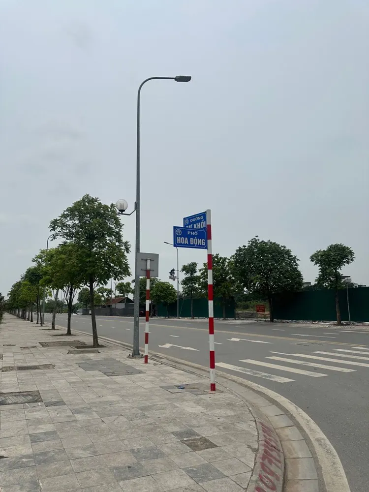 Bán Đất Bát Khối, Long Biên 34M2- Ô Tô Tránh- Cạnh Công Viên- 6.25 Tỷ