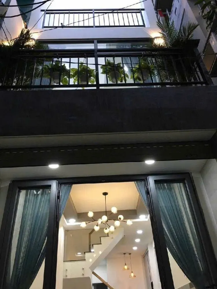 Lô Góc 30M2 – 3 Tầng – 25M Ra Mt Trường Sa – Giá 6 Tỷ