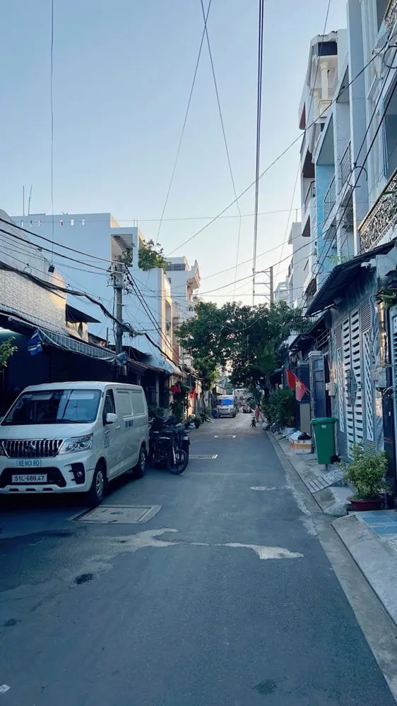 Bán Nhà Hẻm 8M Thông Kênh Tân Hóa Tân Phú 80M2 4 Tầng Dòng Tiền 300Tr/ Năm Nhỉnh 10 Tỷ Thương