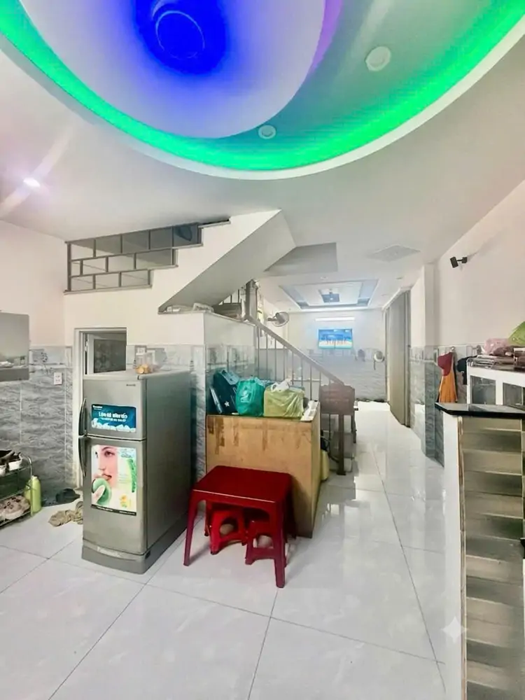 ► K Hoàng Diệu Gần Nguyễn Hoàng 41M2, 4 Tầng Đúc, 4Pn Khép Kín, Sân Thượng Trước-Sau,3.X Tỷ