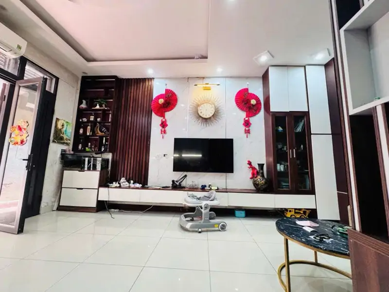 Bán Nhà Bồ Đề 34M 5 Tầng Mt5.4m 7M Ra Ô Tô Tránh Nhỉnh 8 Tỷ - ảnh 1