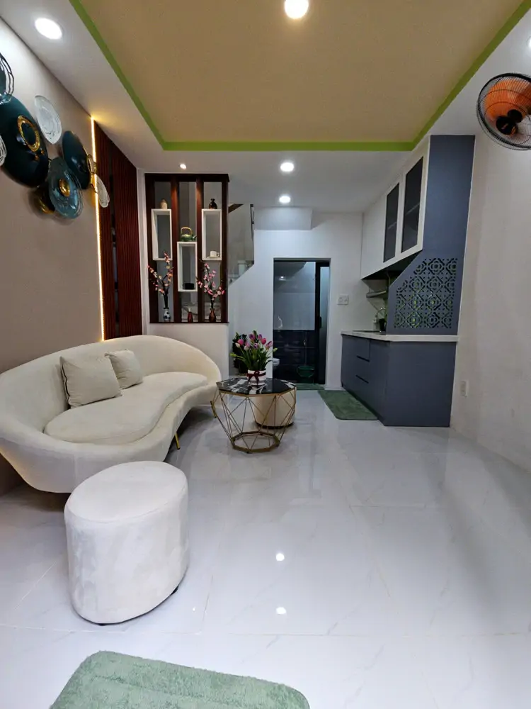 Bán Nhà Mặt Tiền Kinh Doanh Hẻm Q7 Cạnh Q4ngang 3.2 X 6 M Dúc Bê Tông Có 3 Đ