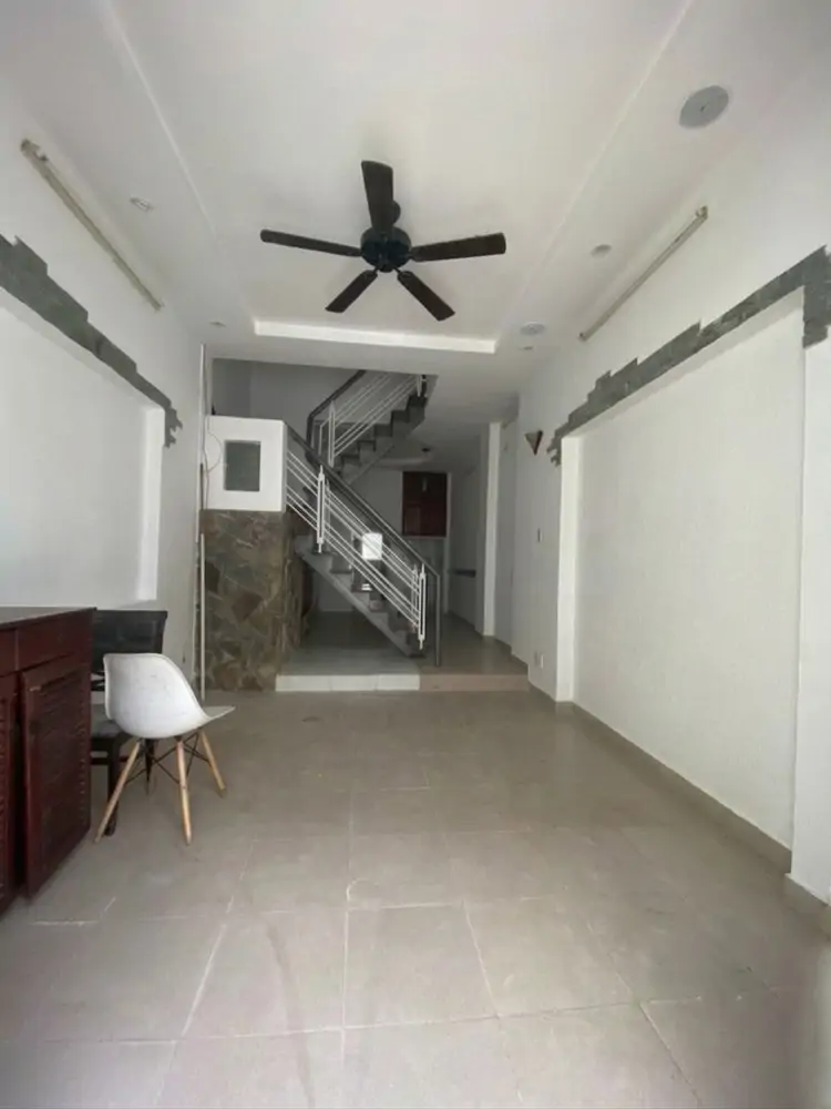 [O2830*] Nhà 2T Vuông A4 Sát Ngã 6 Gò Vấp, Sẵn Thu Nhập - Giá 3.X Tỷ