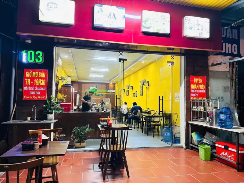 Sang Nhượng Quán Cơm Đang Hoạt Động Ổn Định Tại Tp Vinh, Nghệ An