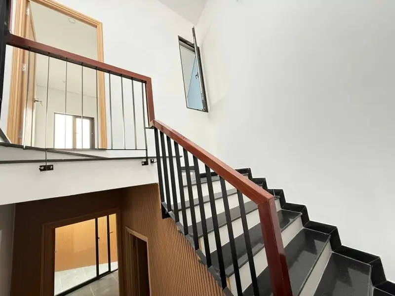 Nhà 3 Tầng Kiệt Ô Tô 583 Tôn Đức Thắng Cách Đường 50 Mét - Gía Rẽ
