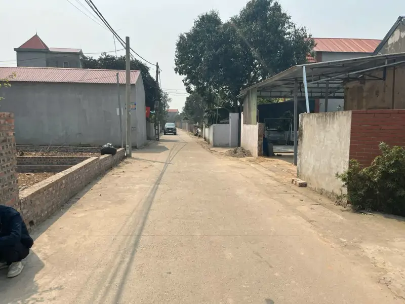 Chục Chính Kinh Doanh ,Diện Tích 100 M Fun Thổ Cư ,Giá Chưa Đến 3 Tỷ ,Đất Các Con Đường 1500 Tỷ