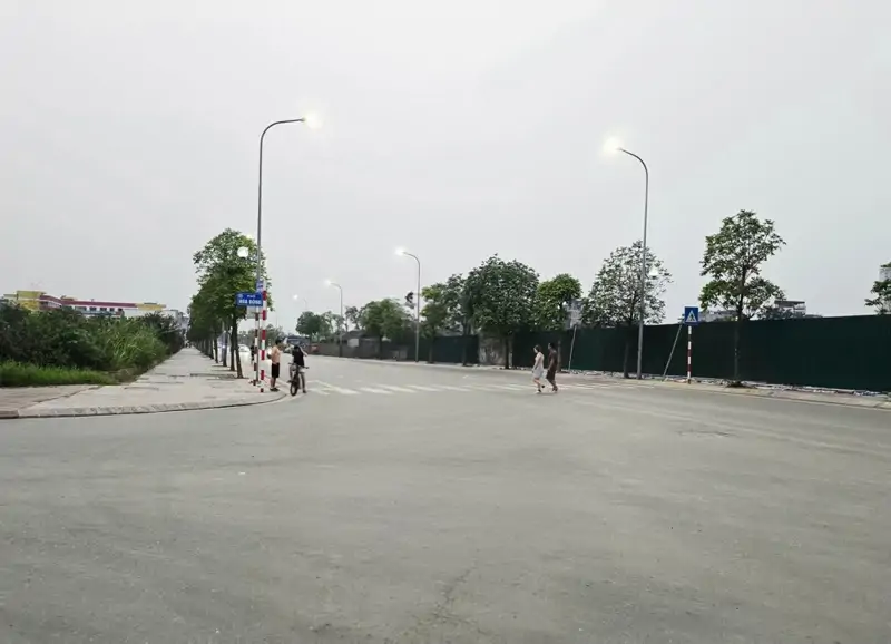Bán Đất Bát Khối, Long Biên 50M2- Mt 5.2M- Vỉa Hè, Ô Tô Tránh- Hơn 9 Tỷ