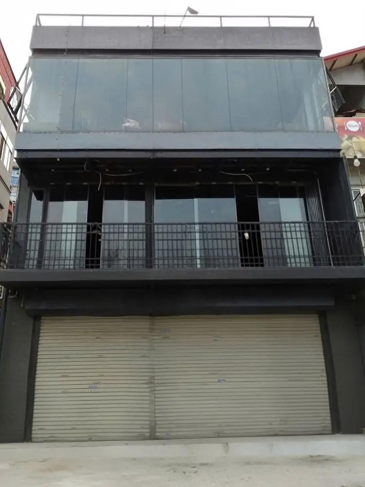 Cho Thuê Nhà, Nguyễn Khánh Toàn, Nguyễn Văn Huyên, 130M2x 3T -30 Tr - ảnh 1