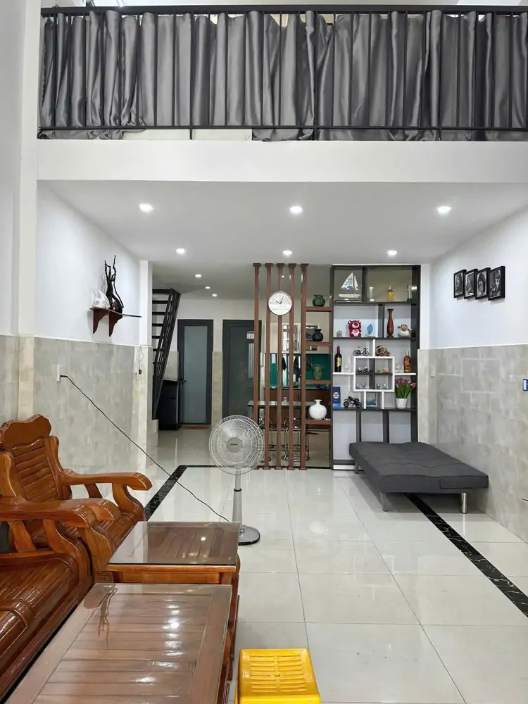 Nhà Nhà Gác Lửng Đúc Kiệt K69 Hà Huy Tập - Gần Đường Chính