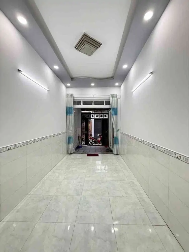 D2878* Nhà Hxh Nở Hậu 5.3M Cạnh Chợ Xóm Mới - Giá 4.X Tỷ