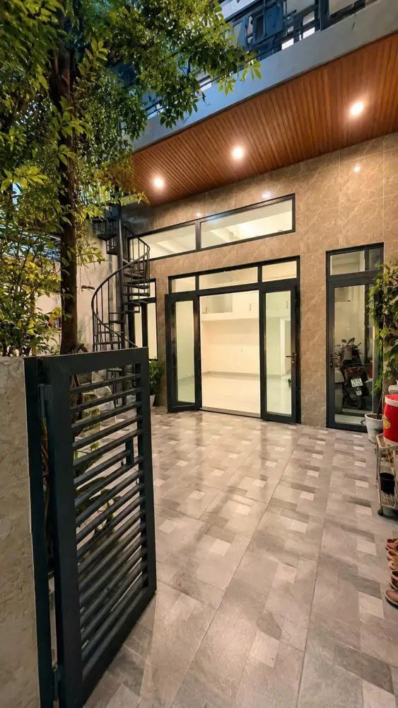 Nhà Mới Cách Mạng Tháng Tám, Quận 10, 6 X 16M (95 M2), Giá 8.9 Tỷ