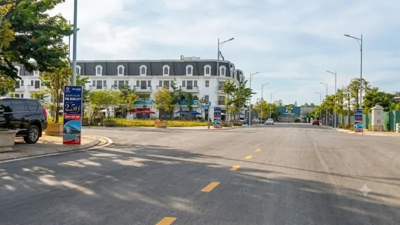 Bán Shophouse Trung Tâm Tphuế 132M² - Sổ Hồng Riêng - Giá 7.8 Tỷ