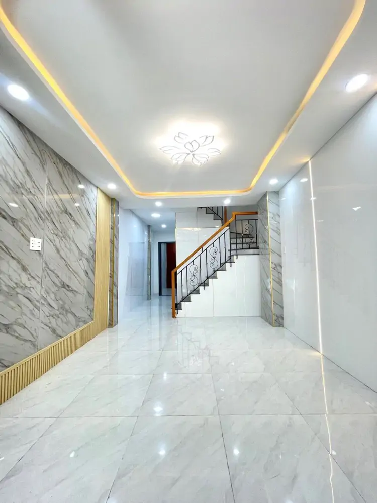 Mặt Hẻm Xe Tải Q.8 – 4 Tầng Btct 50M²– 5Pn – Đỗ Oto Thoải Mái, Chỉ Hơn 5T