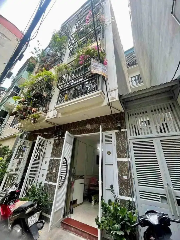 Cho Thuê Nhà Nguyên Căn Trần Khát Chân – Hai Bà Trưng 35M² × 5 Tầng 3Pn 13,5 Triệu/tháng