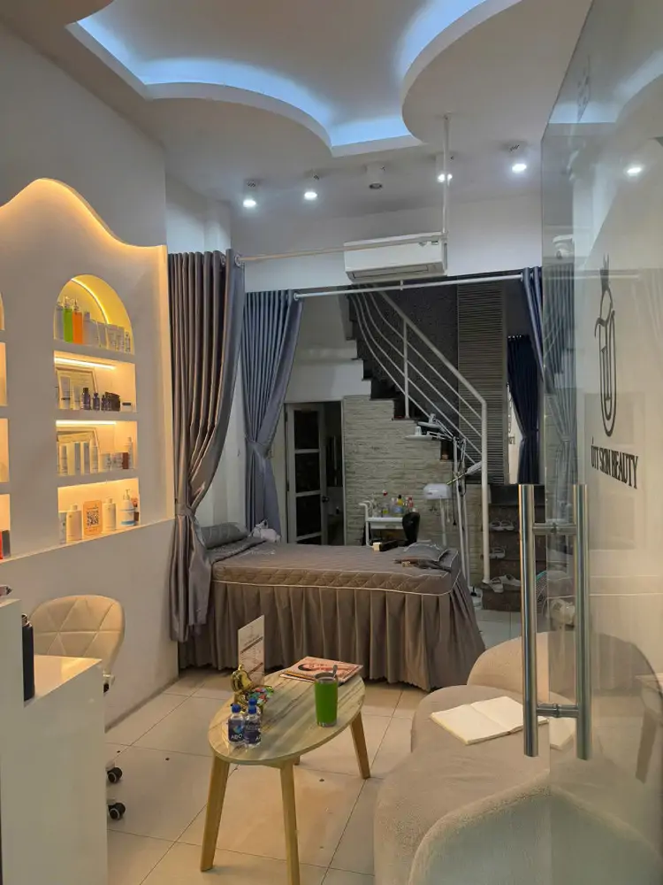 Sang Nhượng Spa Đẹp Đang Hoạt Động Tại Q8 , Hồ Chí Minh, Ngay Cầu Nguyễn Văn Cừ