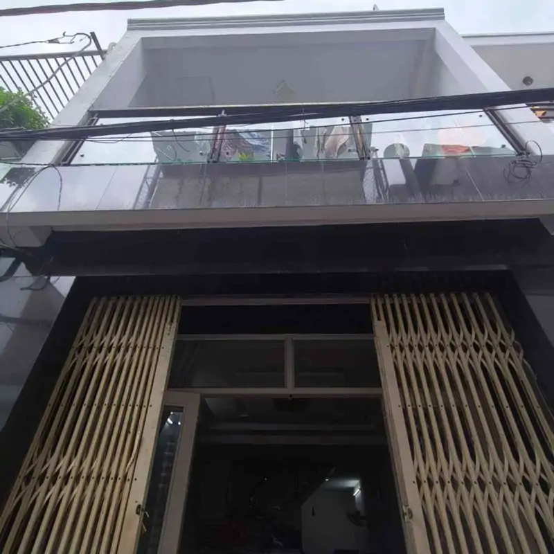 Nhà Gần Mặt Tiền - Số Vuông Đẹp Còn Mới Vô Ở Ngay