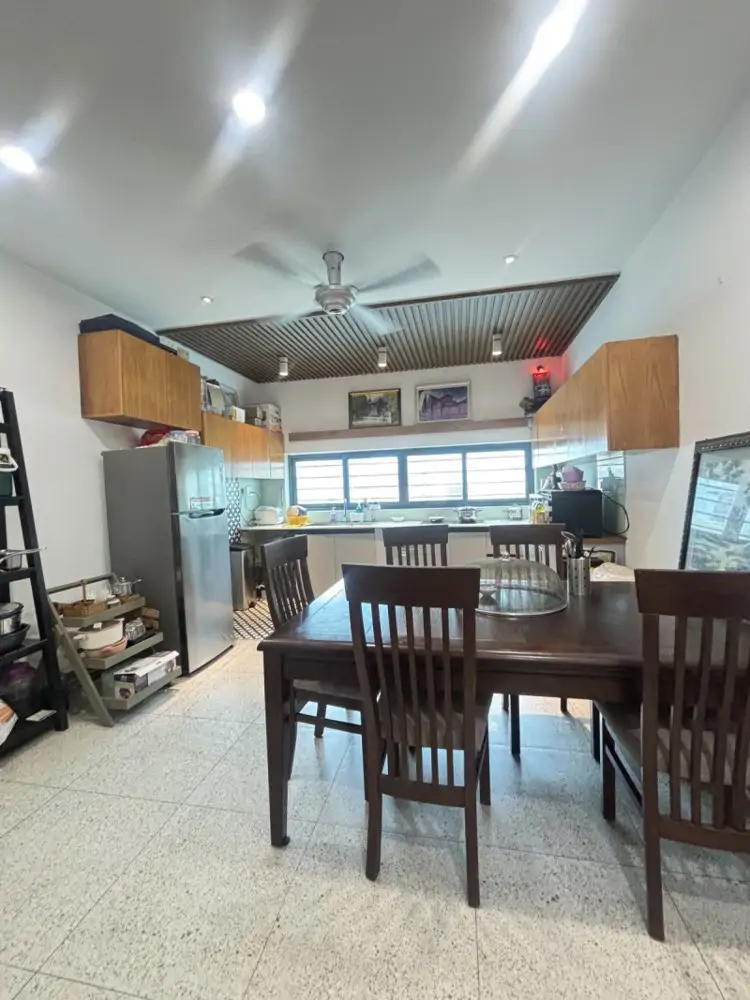Bán Nhà 4 Tầng, 98M2, Đường Số 4, Trường Thọ, Thủ Đức, Tp Hcm, Sổ Hồng Riêng. Giá 9,85 Tỷ