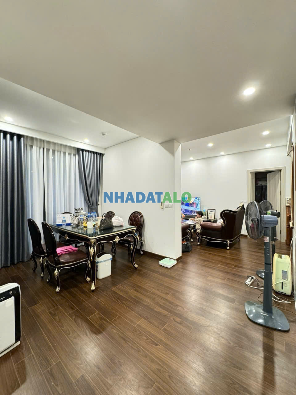 Bán Căn 4PN 120m² Masteri D – 11 Tỷ – Full Nội Thất, View Đẹp