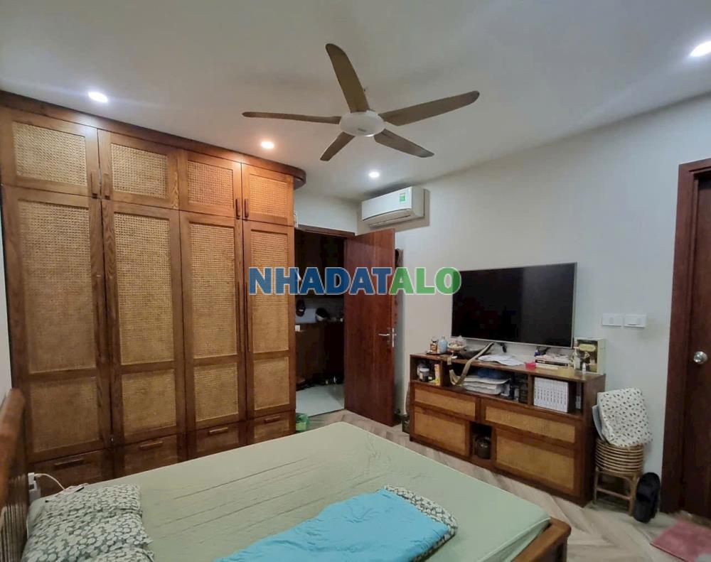 Bán Căn Hộ Chung Cư Ciputra – KĐT Nam Thăng Long - View Đẹp, Giá Tốt