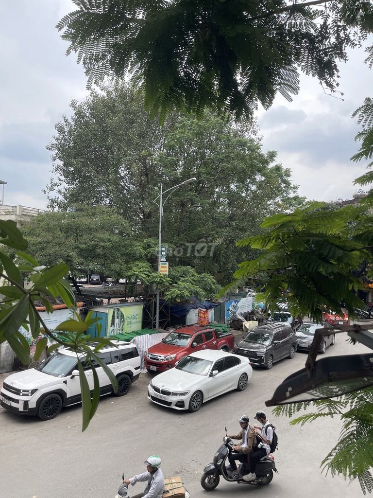 Cho Thuê Căn Hộ 65m2, 1N1K, Ba Đình, Hà Nội - Giá 7.5 Triệu