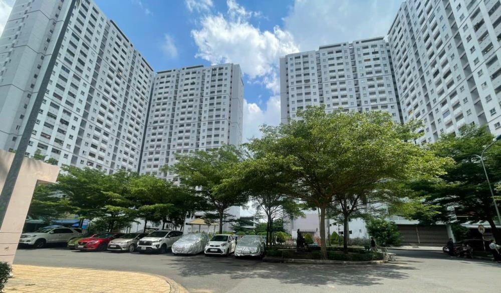 Căn Hộ Sổ Hồng Riêng - Giá 1.350 Tỷ - HQC Plaza, Nguyễn Văn Linh