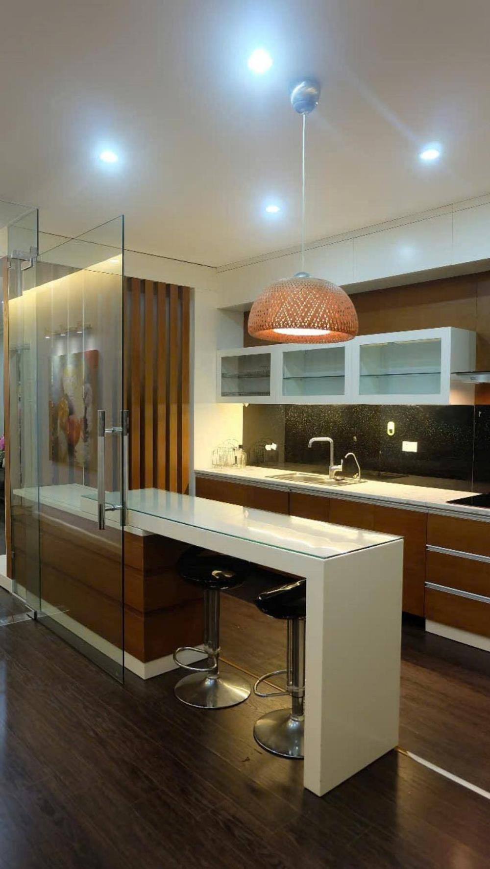 Bán căn hộ cao cấp Thái Hà - View đẹp - Full nội thất - Giá 15 tỷ