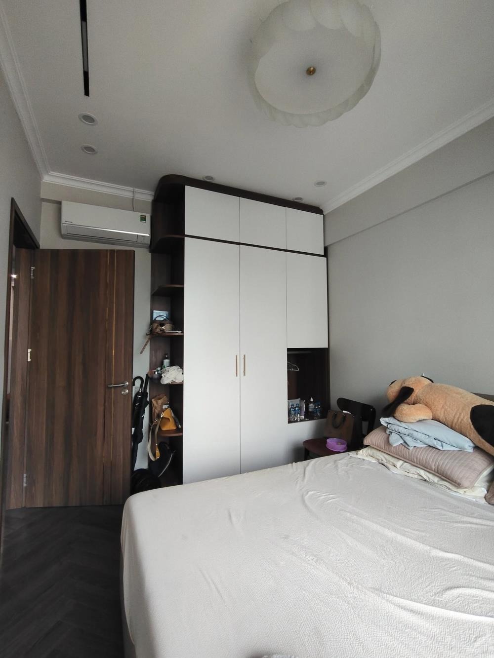 Căn Hộ 2PN - Nam Trung Yên - Giá 5.28 Tỷ - View Đẹp