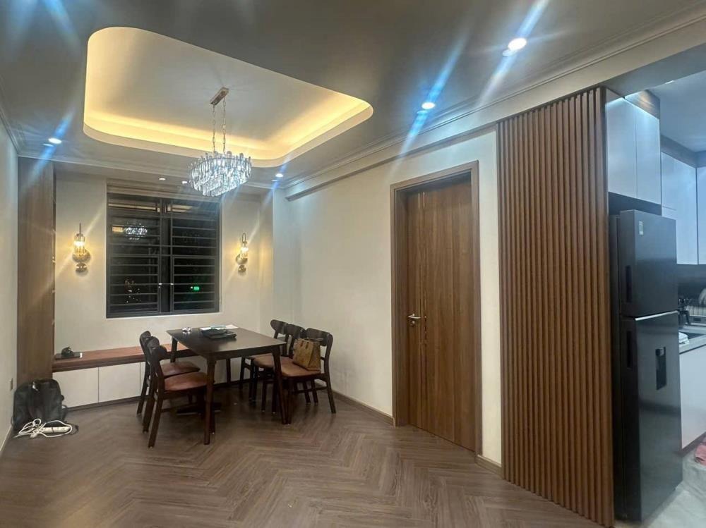 Căn Hộ 2PN - Nam Trung Yên - Giá 5.28 Tỷ - View Đẹp