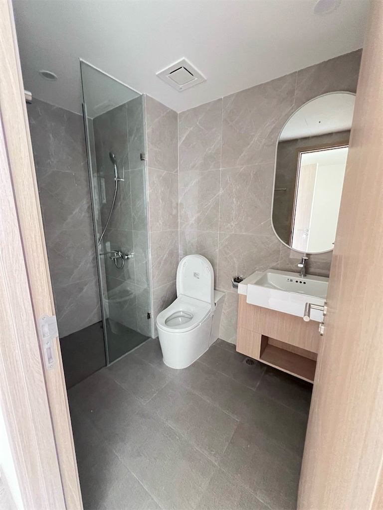 Bán Lỗ Căn Góc 2PN Lumiere Boulevard: 80m², View Đẹp, Giá Tốt