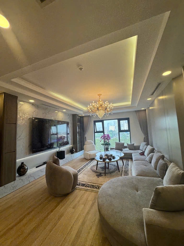 Căn Hộ Cầu Giấy Cao Cấp - Full Nội Thất Xịn - Giá 6 Tỷ