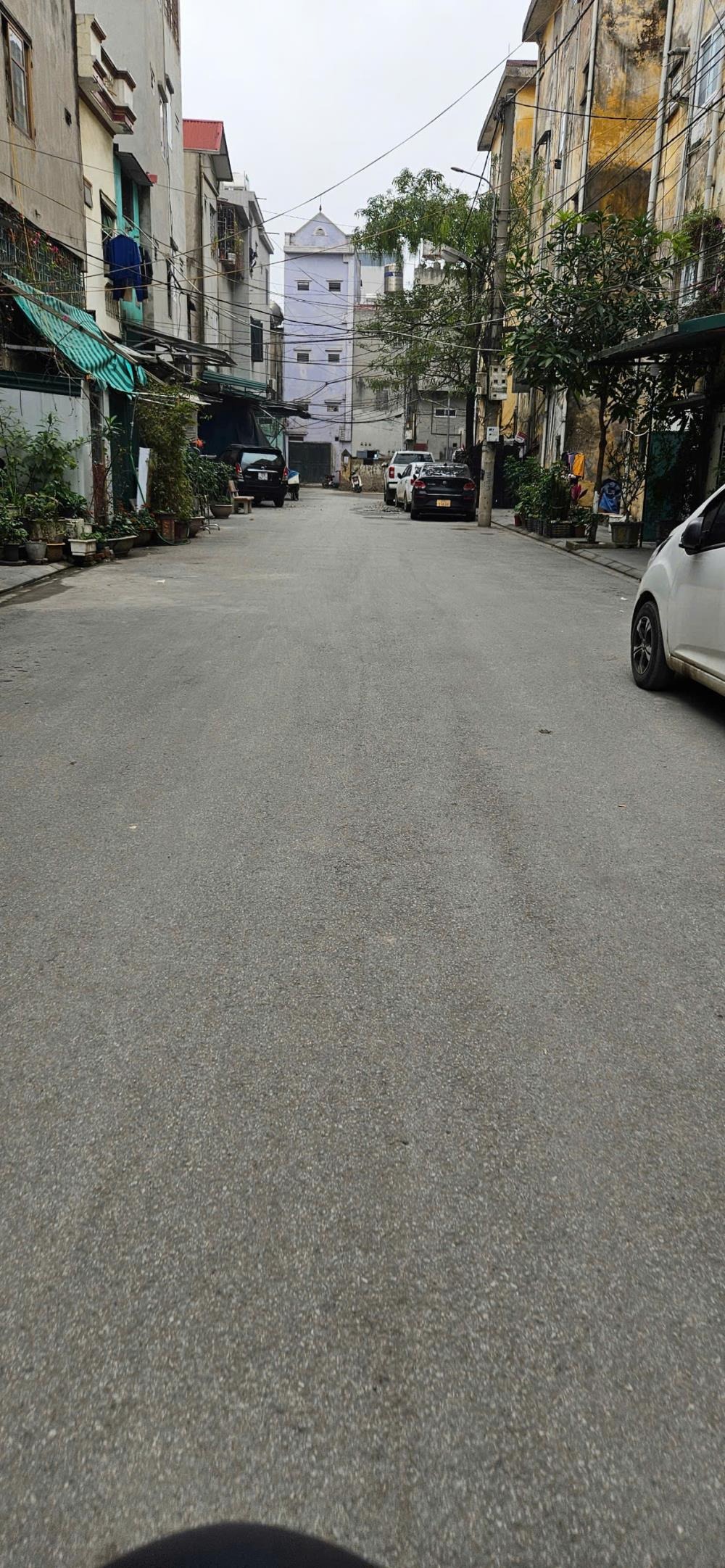 Nhà Tập Thể Thấp Tầng Đông Anh - Giá Tốt, Full Nội Thất, Có Xe